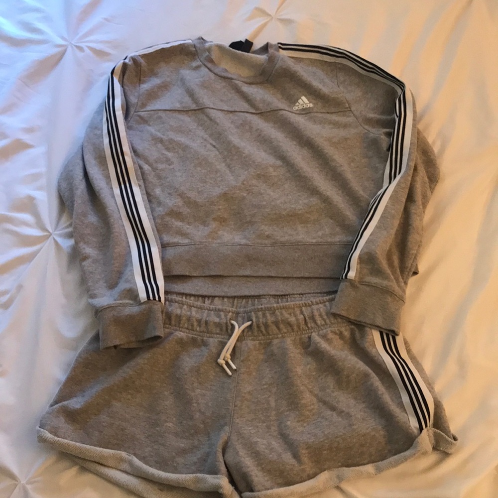 Adidas Sweatsuit